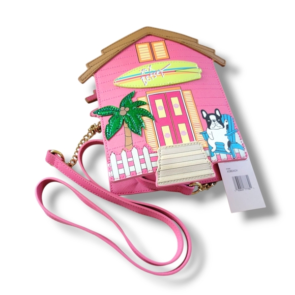 ✨️HP✨️Betsey Johnson | NWT Cute Pink Beach Dog House Shaped Crossbody Bag - Picture 12 of 12